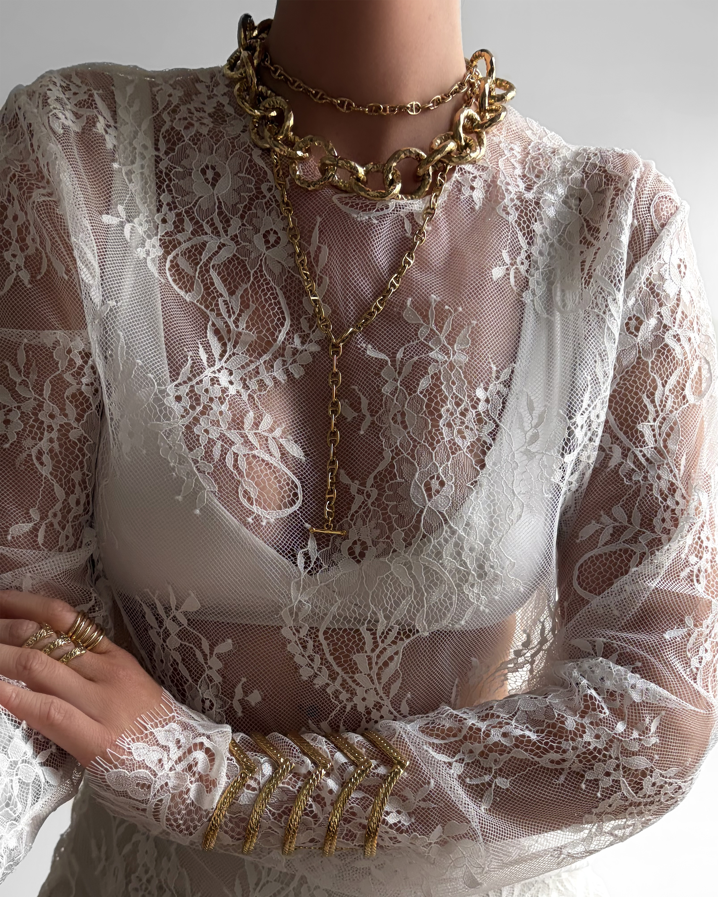 TOP RAS DU COU DENTELLE