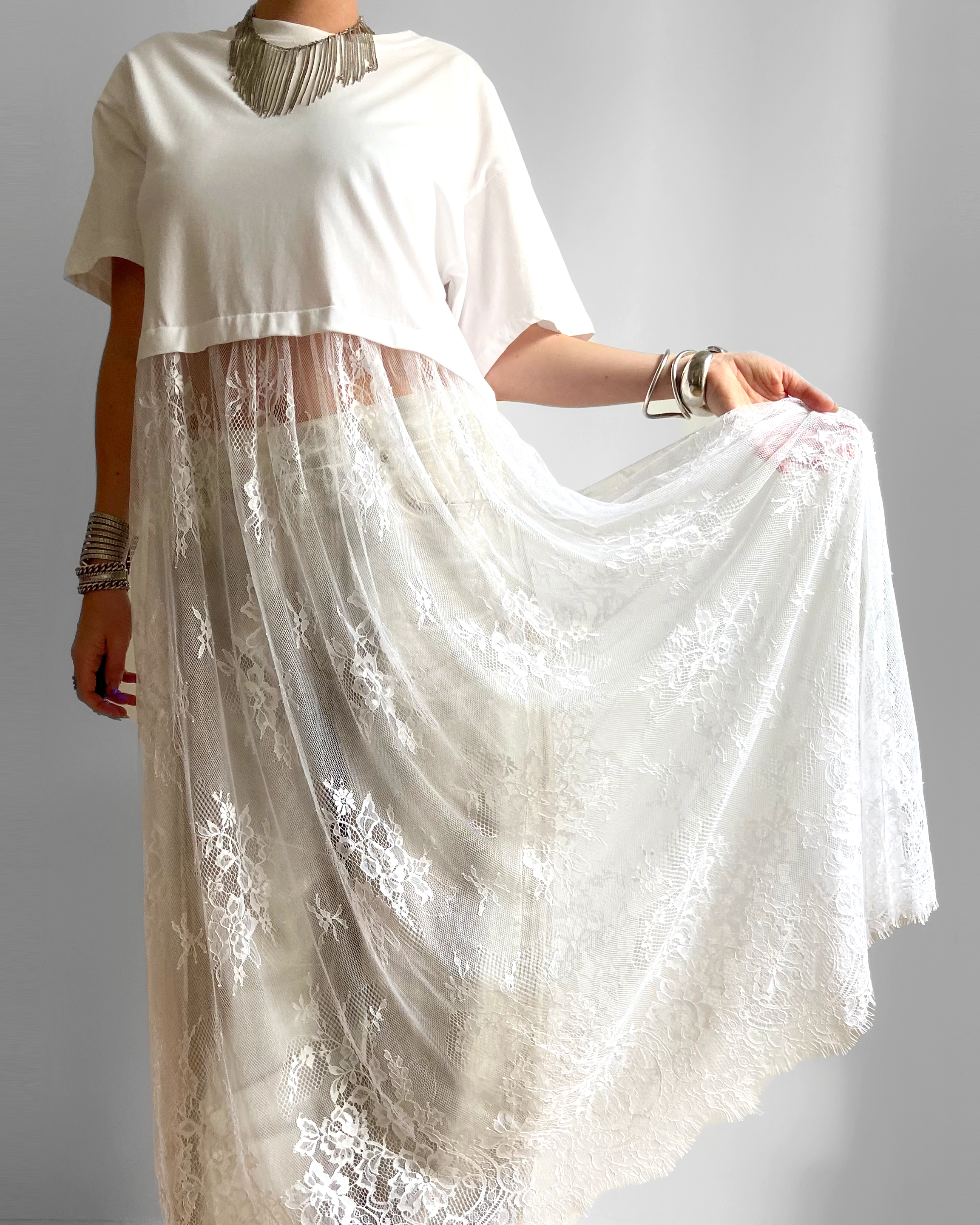 ROBE TEE SHIRT DENTELLE