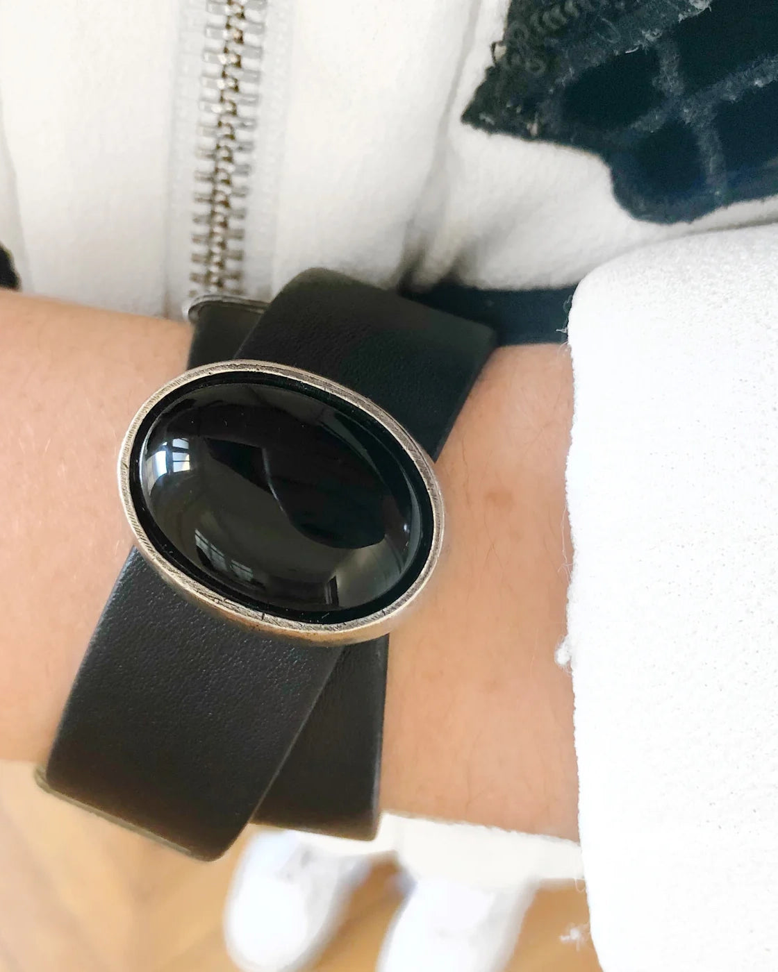 CHOKER EN CUIR STONE