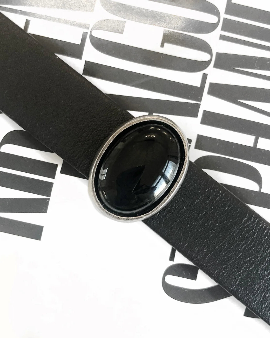 CHOKER EN CUIR STONE