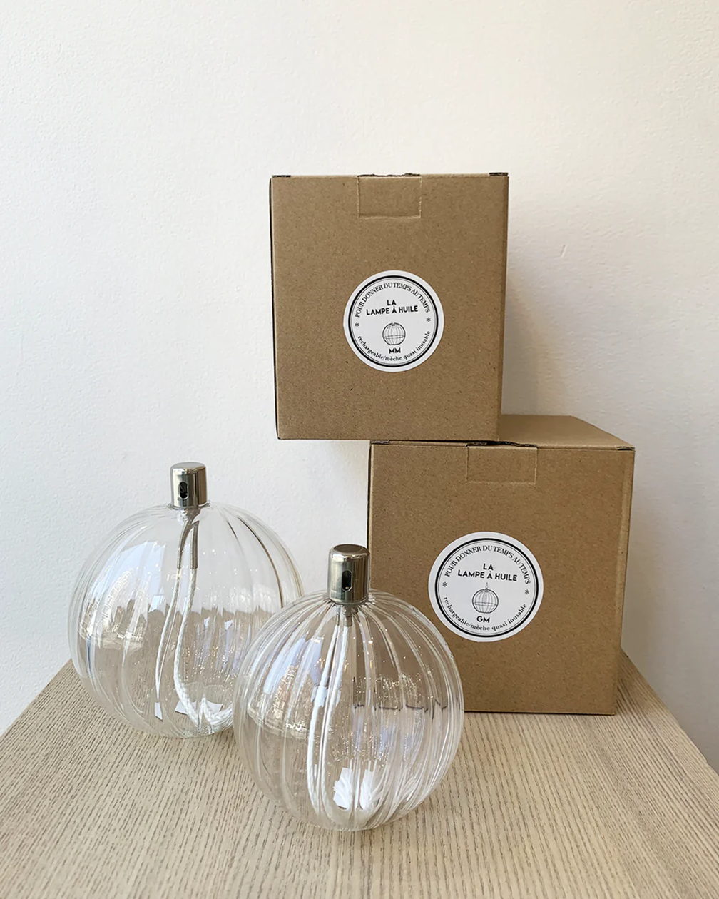 GM GLASS SPHERE OIL LAMP