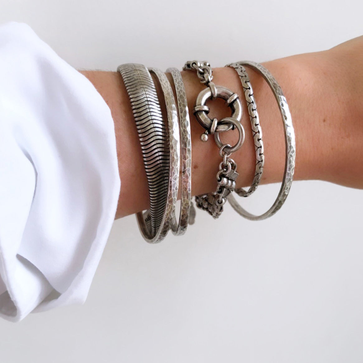 METAL BRACELET