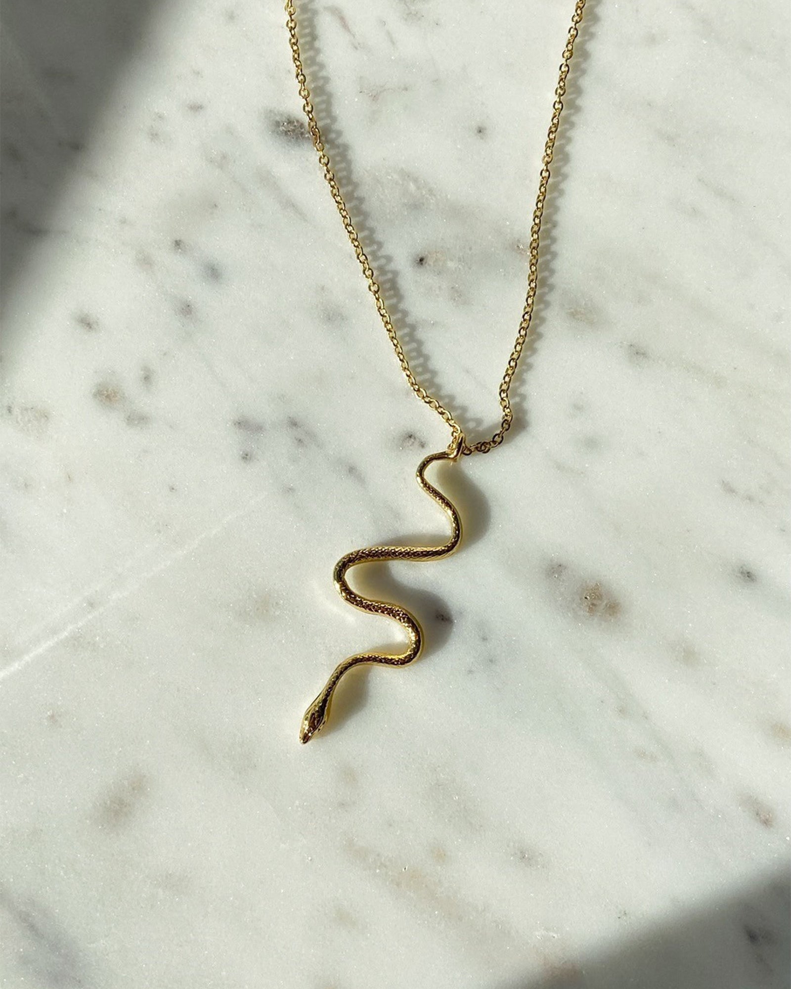 SNAKE NECKLACE