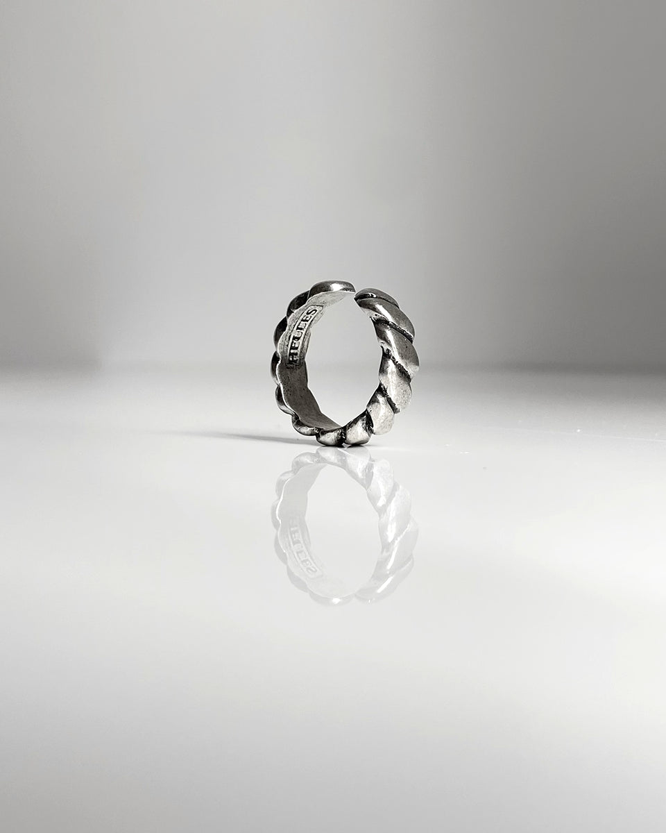 STELLA RING