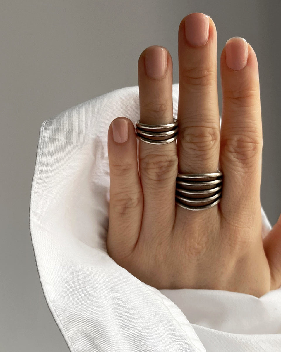 3 HOOPS MIDI RING