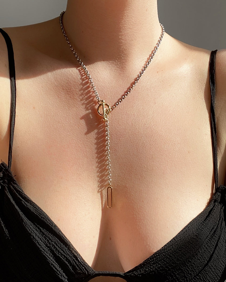 ABSOLUTE NECKLACE
