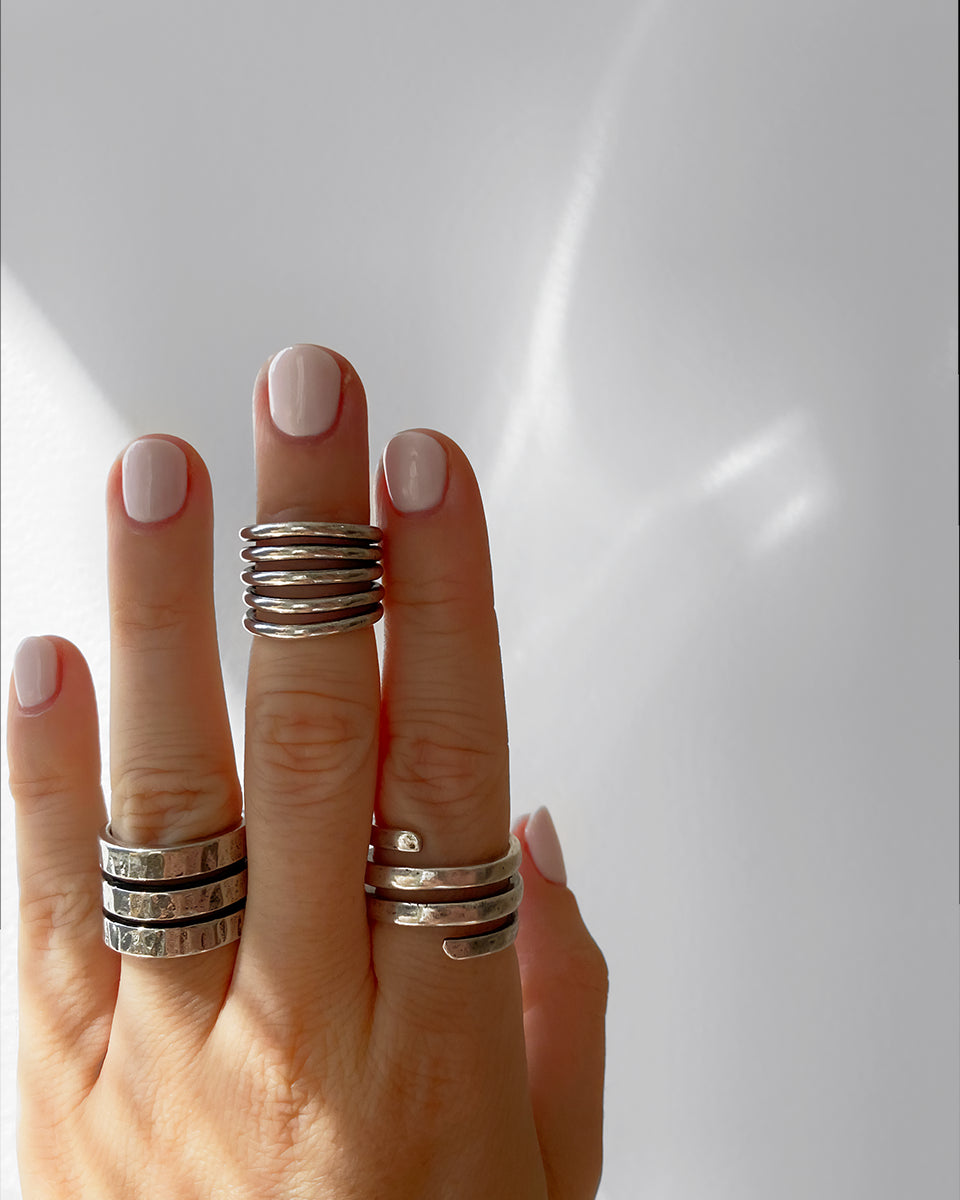 5 HOOPS MIDI RING