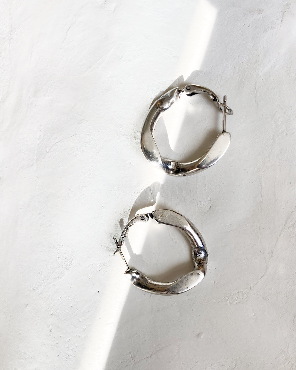 JOAN HOOPS