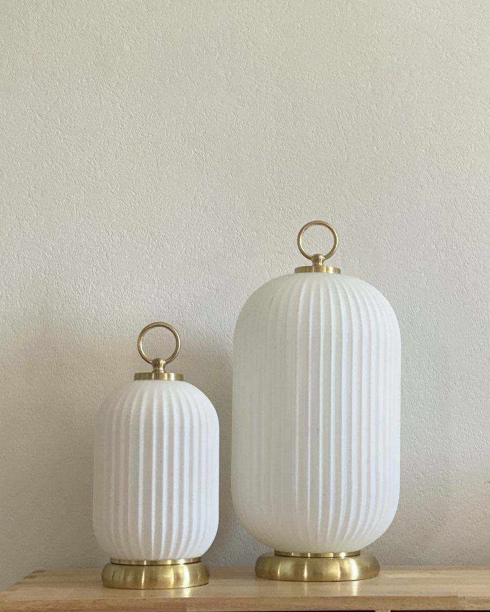 GOLD SMALL LANGUAGE LAMP