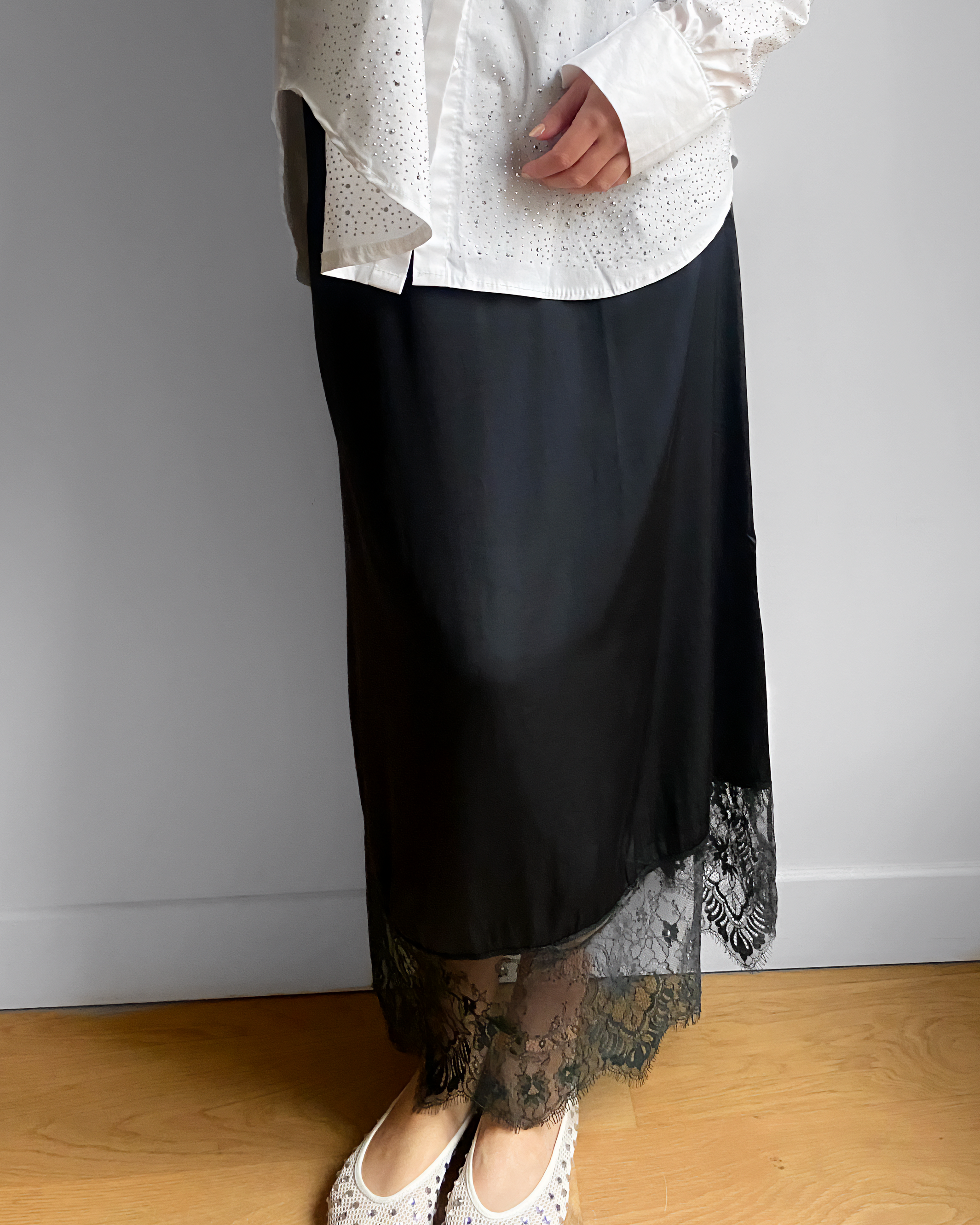 JUPE LONGUE SATIN DENTELLE