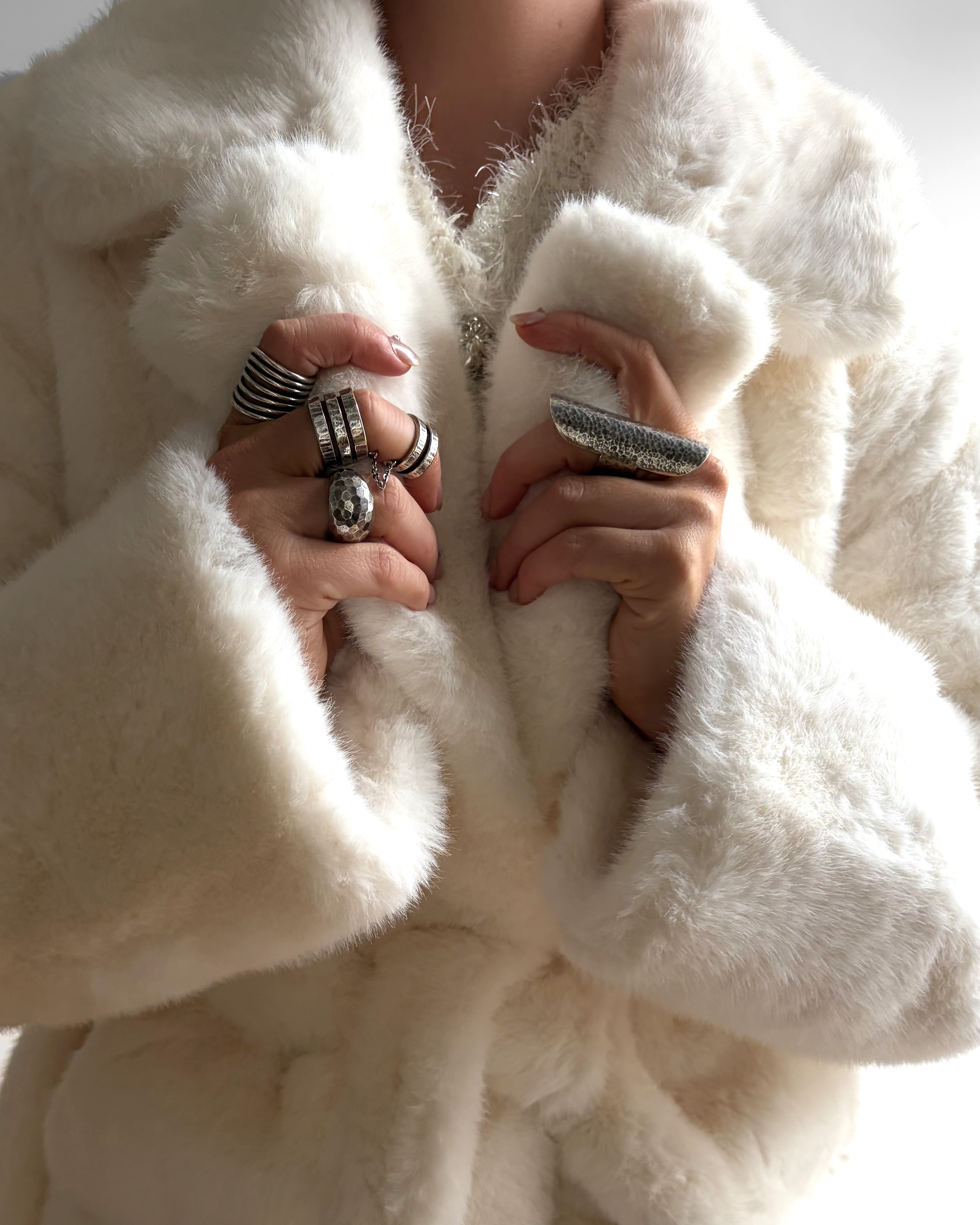 VESTE FOURRURE AVEC CEINTURE