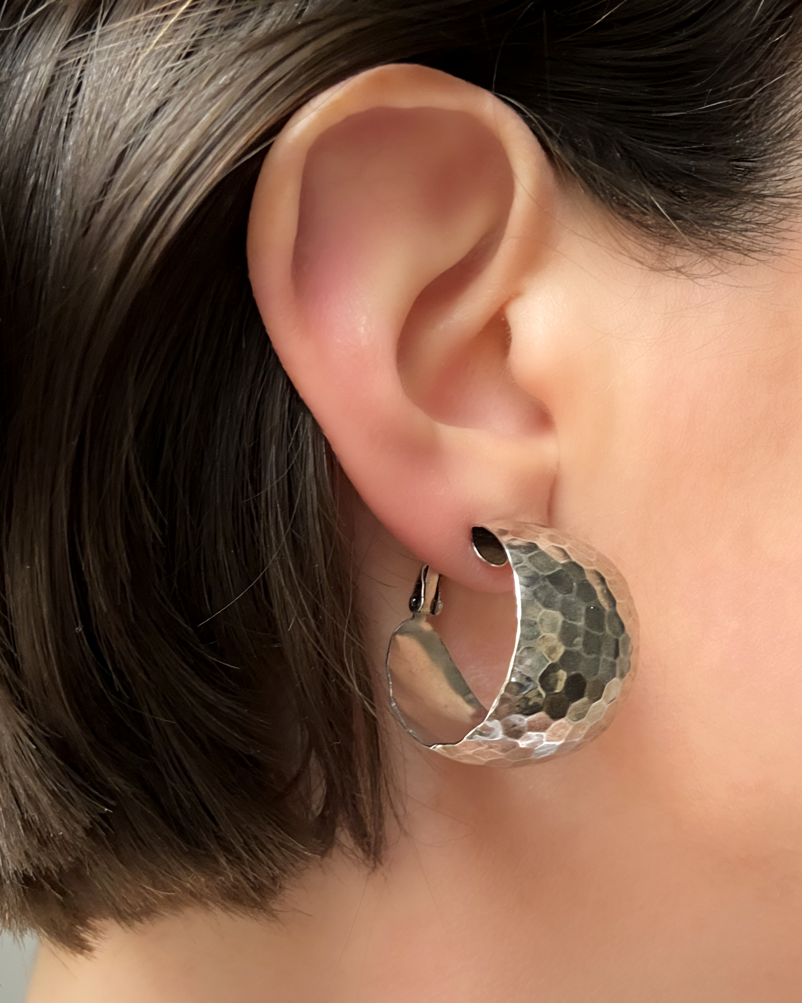 XL HAMMERED EARRINGS