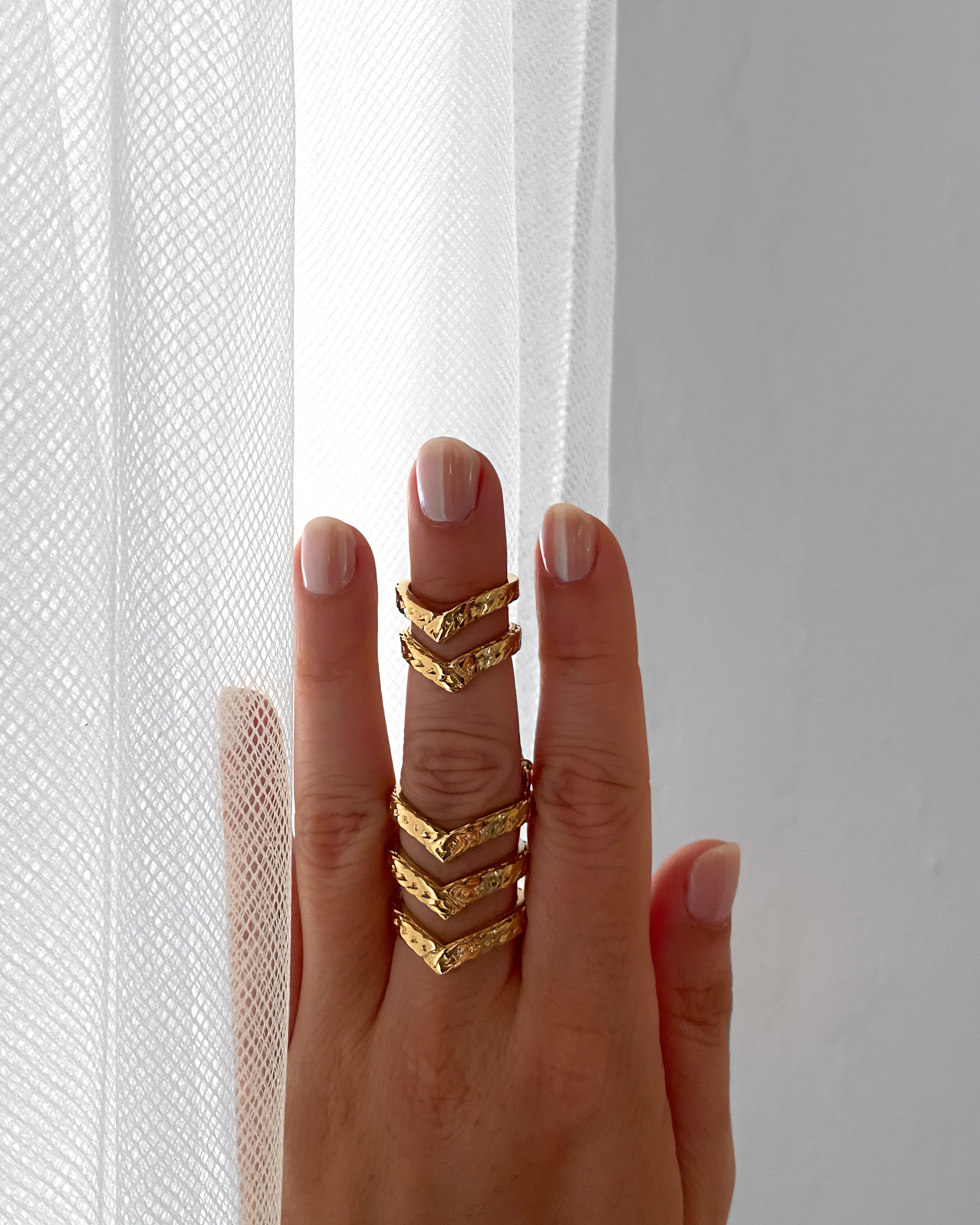 BAGUE ARTICULÉE POINTE