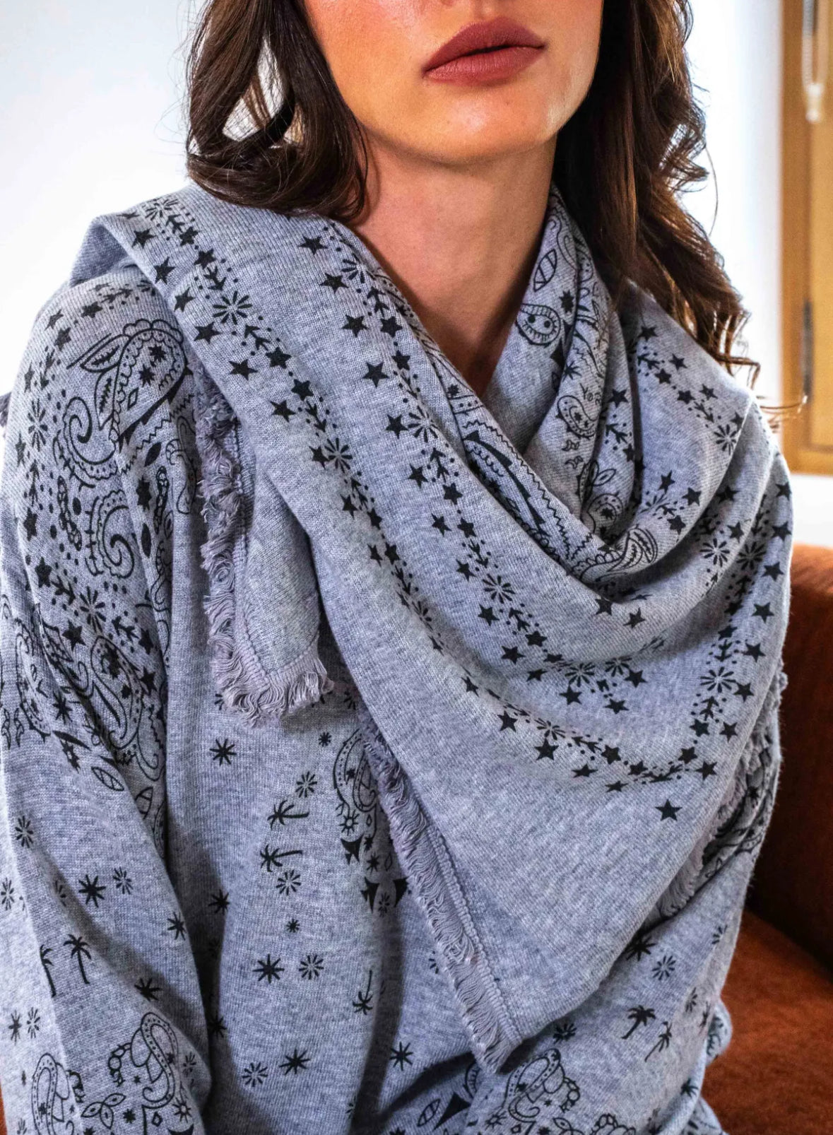 FRINGE BANDANA SCARF