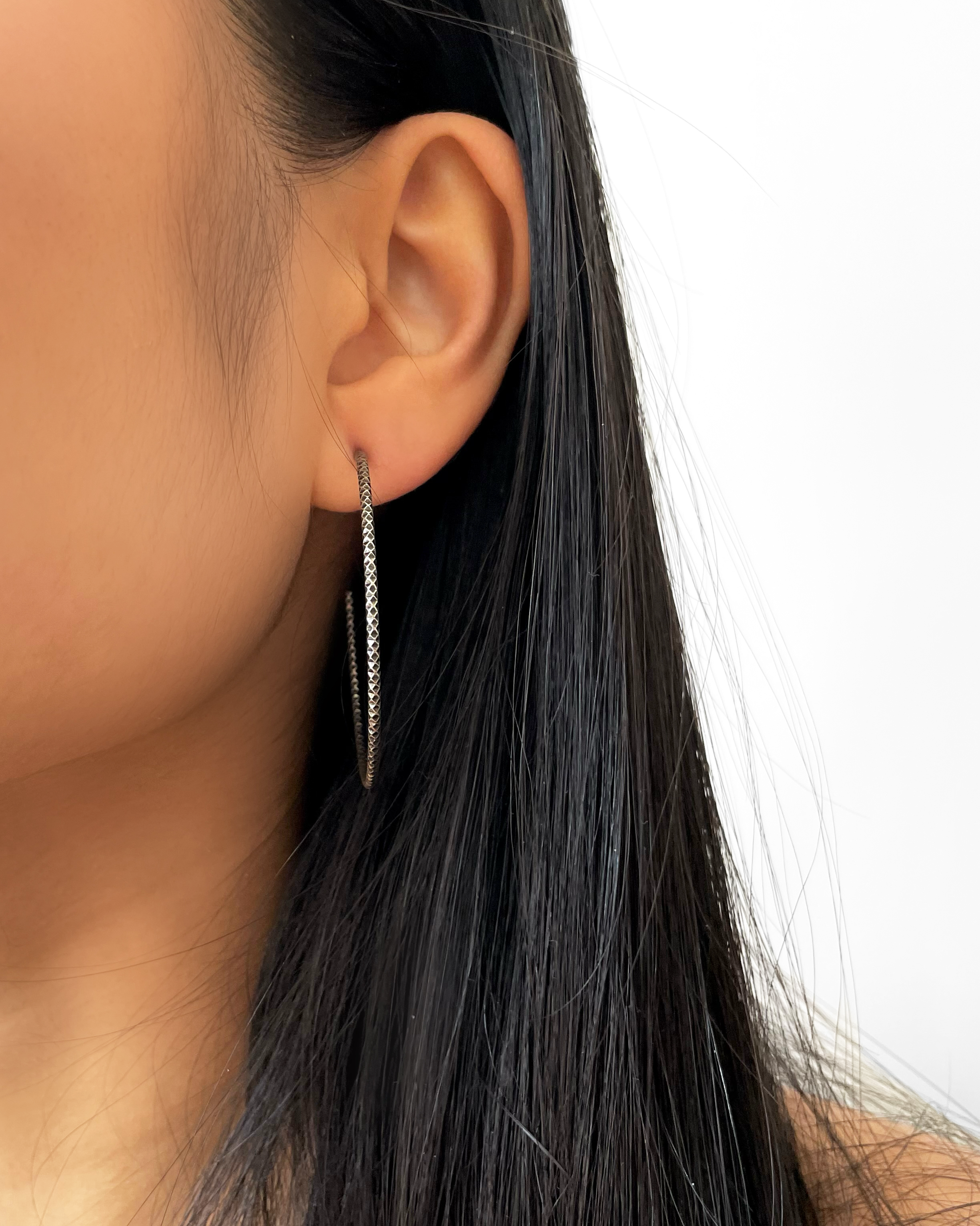DIAMOND HOOPS