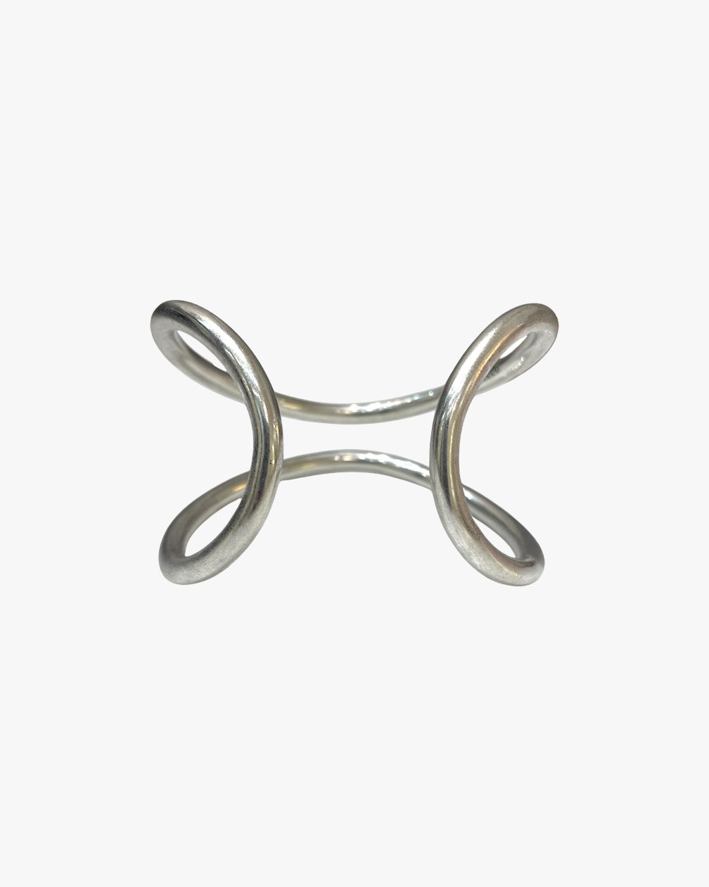 CURVE CUFF