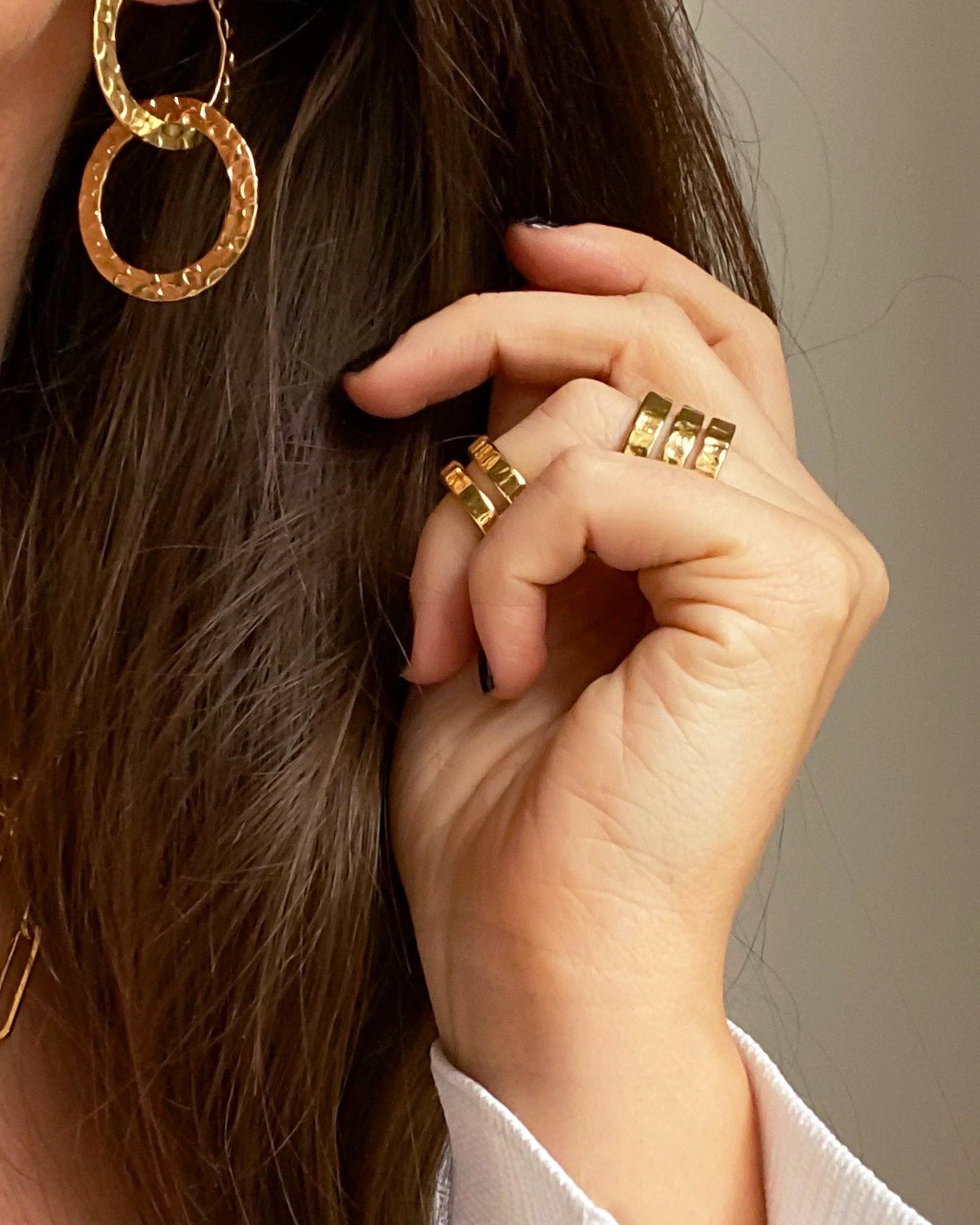 BAGUE ARTICULÉE CISELÉE