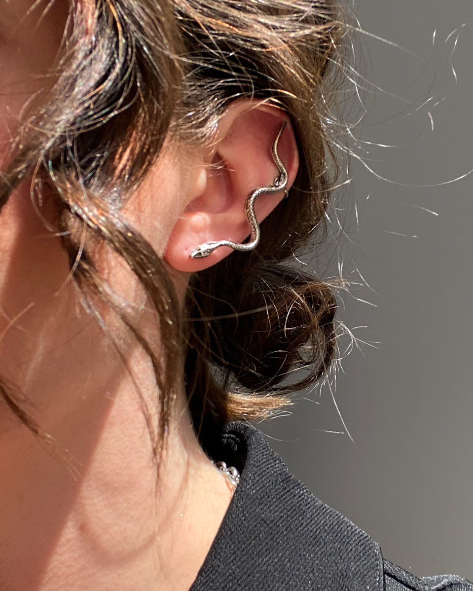 SNAKE EAR CUFF