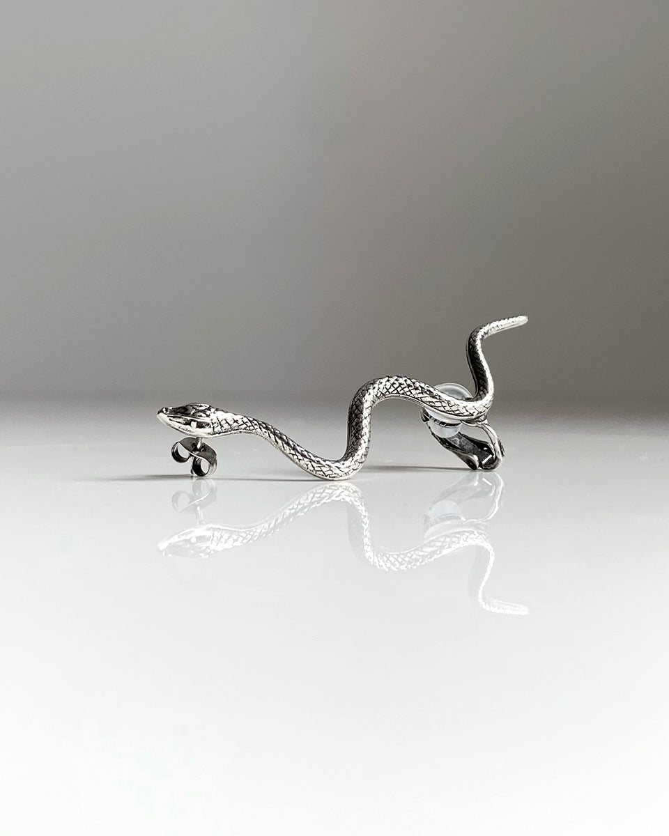 SNAKE EAR CUFF